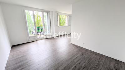 Appartement - 72 m² - 4 pièces
