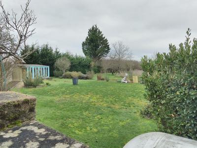 Maison - 93 m² - 4 pièces