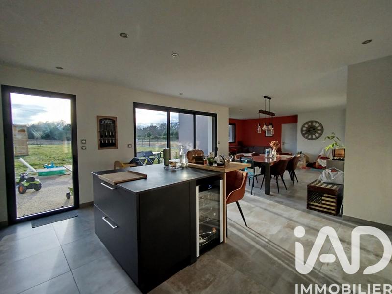 Maison - 139 m² - 6 pièces