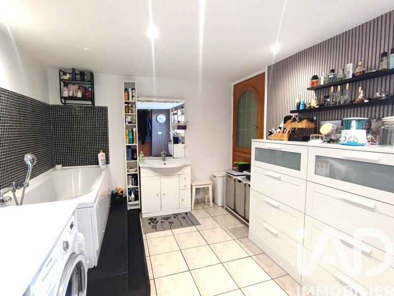 Maison - 95 m² - 5 pièces