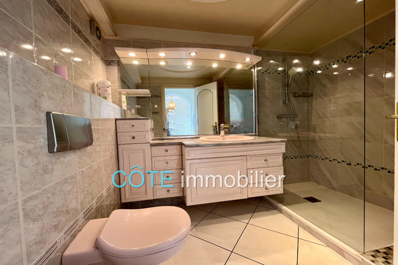 Appartement - 100 m² - 3 pièces