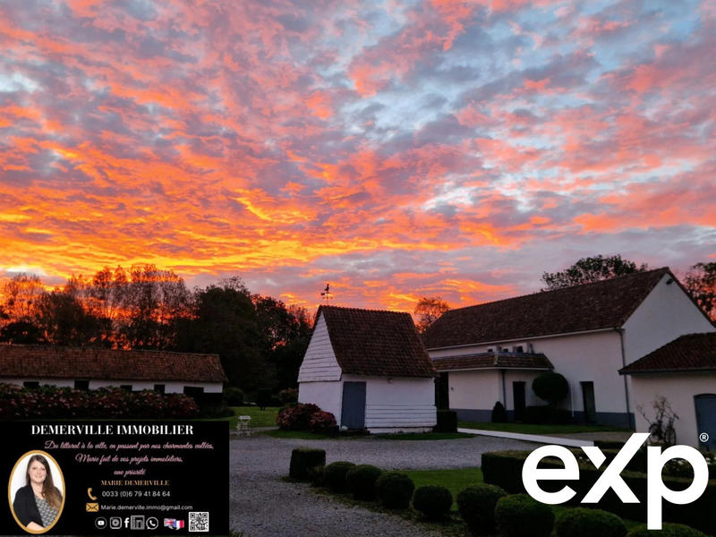 Maison - 466 m² - 18 pièces