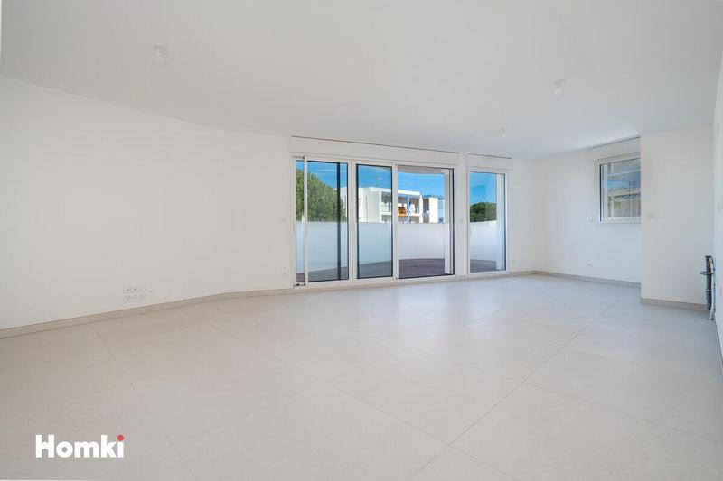 Appartement - 77 m² - 3 pièces