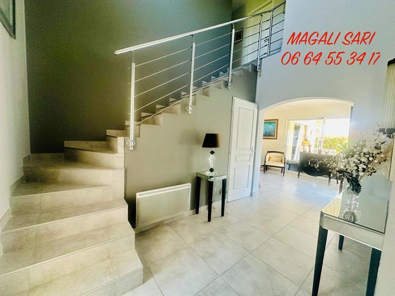 Villa - 158 m² - 6 pièces