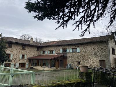 Maison - 450 m² - 13 pièces