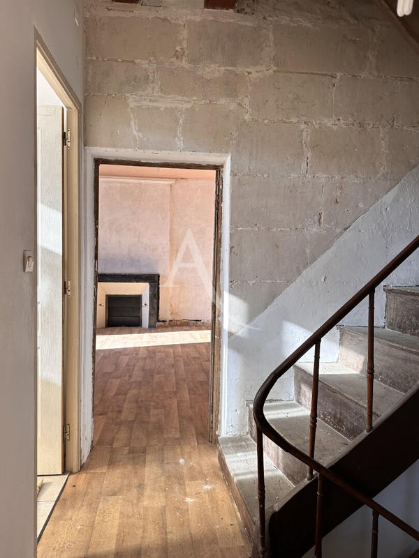 Maison - 187 m² - 6 pièces