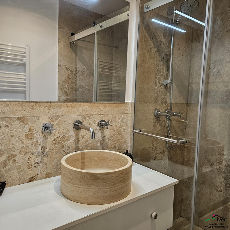 Appartement - 98 m² - 3 pièces