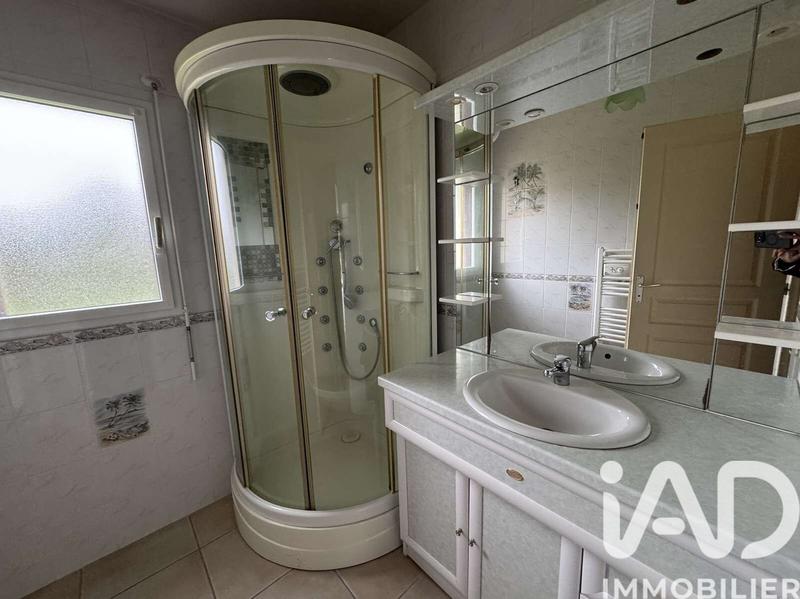 Maison - 96 m² - 6 pièces