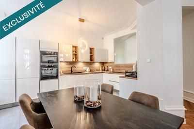 Appartement - 82 m² - 3 pièces