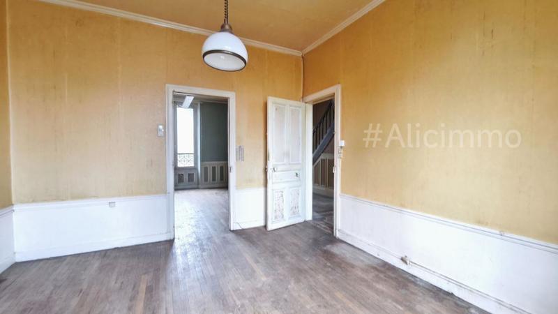 Maison - 122 m² - 5 pièces