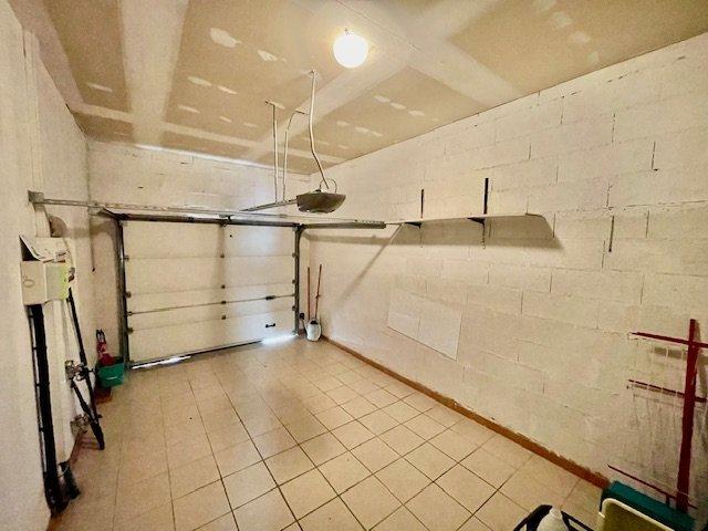 Villa - 100 m² - 3 pièces