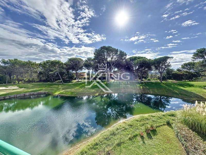 Appartement - 90 m² - 4 pièces