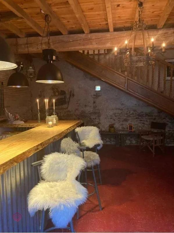 Maison de maîtres - 585 m² - 20 pièces