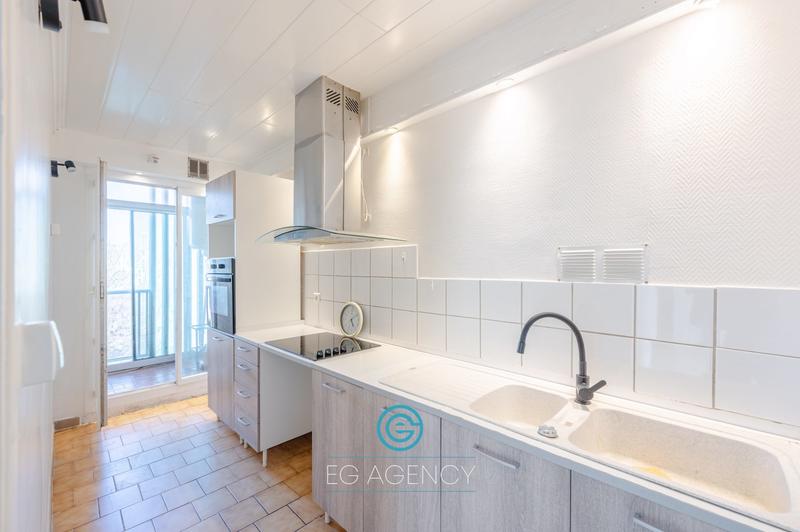 Appartement - 65 m² - 4 pièces