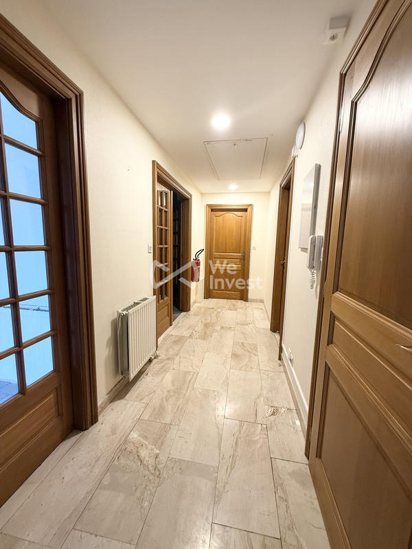 Bureau - 224 m² - 11 pièces