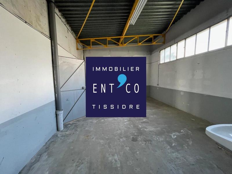 Entrepôt - 490 m²