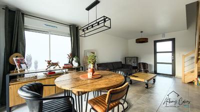 Maison - 92 m² - 5 pièces