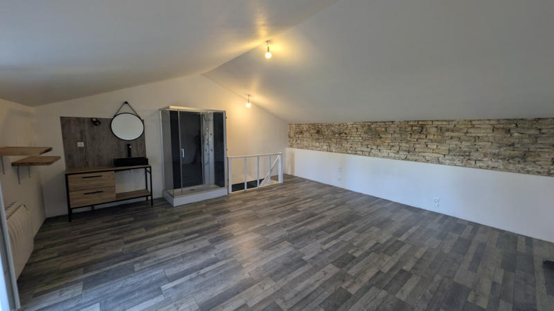 Maison - 197 m² - 7 pièces