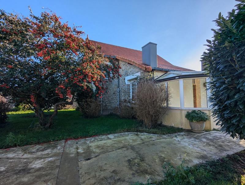 Maison - 92 m² - 5 pièces