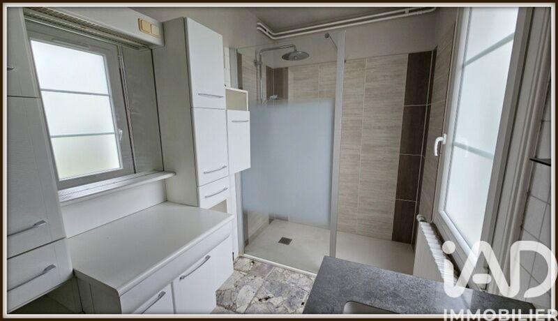 Maison - 102 m² - 4 pièces