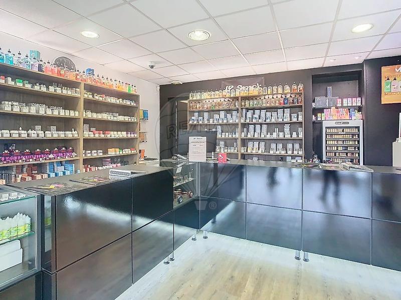 Local commercial - 51 m² - 2 pièces