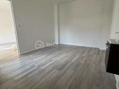 Maison - 66 m² - 4 pièces