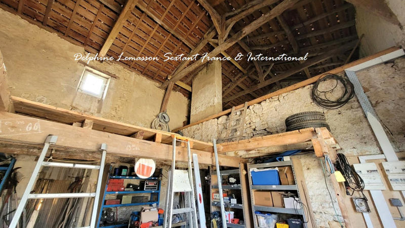 Maison - 435 m² - 13 pièces