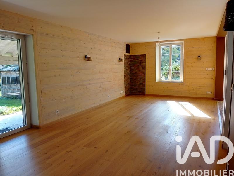 Maison - 198 m² - 6 pièces