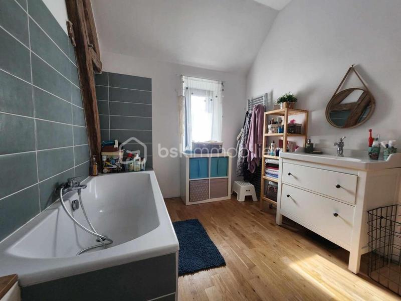 Maison - 392 m² - 6 pièces