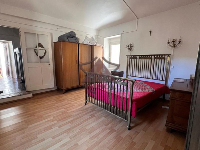 Maison en pierre - 170 m² - 6 pièces