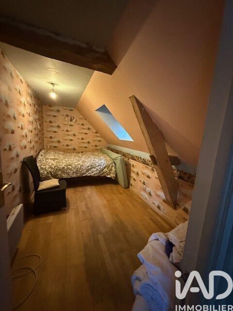 Maison - 310 m² - 7 pièces