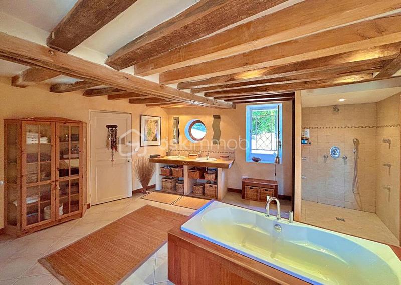 Maison de maîtres - 215 m² - 8 pièces