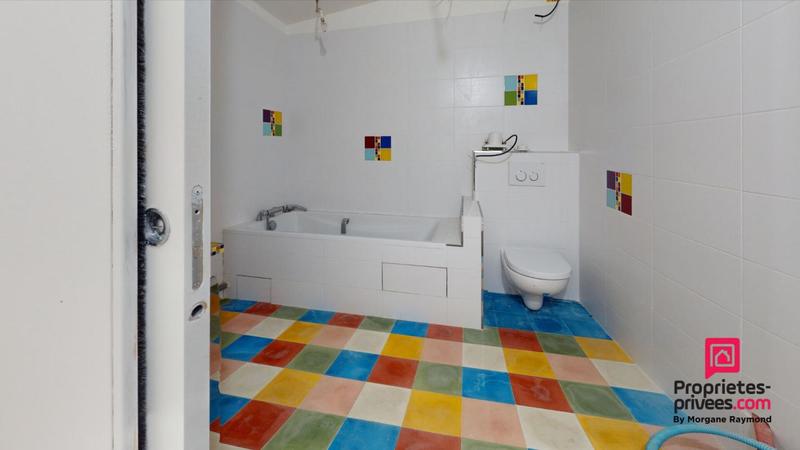 Maison - 121 m² - 5 pièces