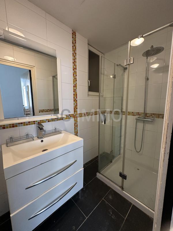 Appartement - 60 m² - 2 pièces