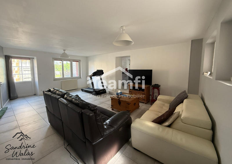 Maison - 151 m² - 6 pièces