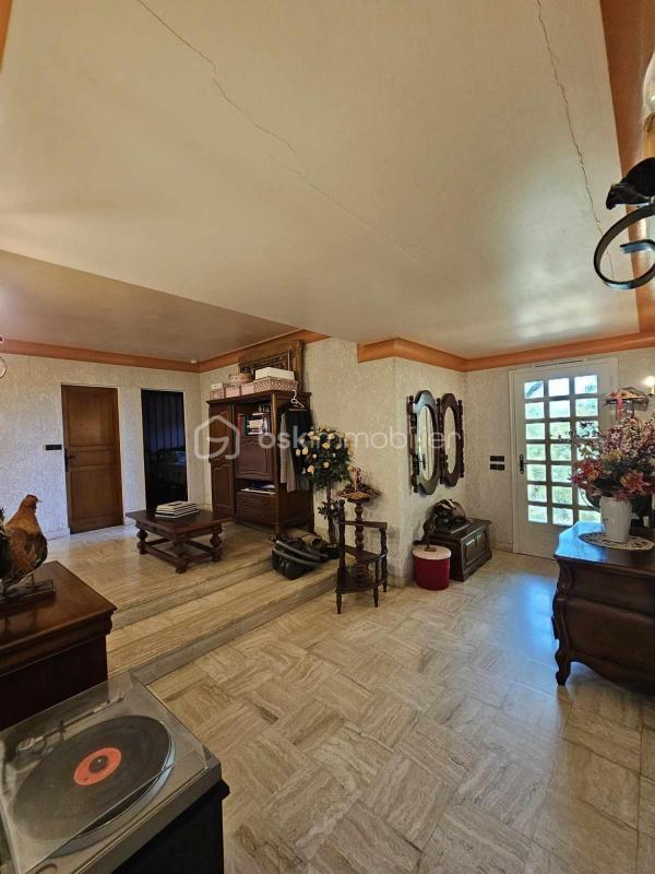 Propriété - 190 m² - 6 pièces