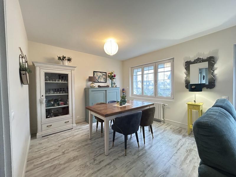 Maison - 122 m² - 5 pièces