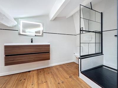 Maison - 102 m² - 5 pièces