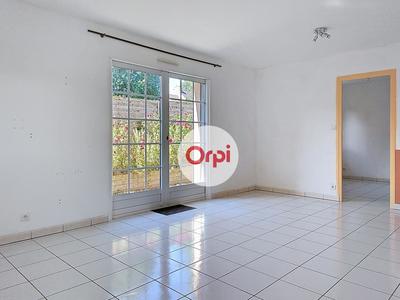 Maison - 121 m² - 6 pièces