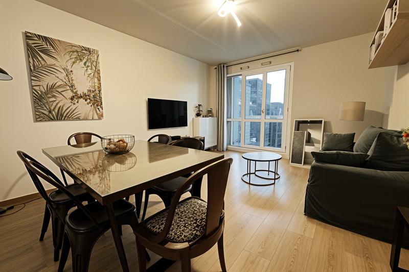 Appartement - 84 m² - 5 pièces