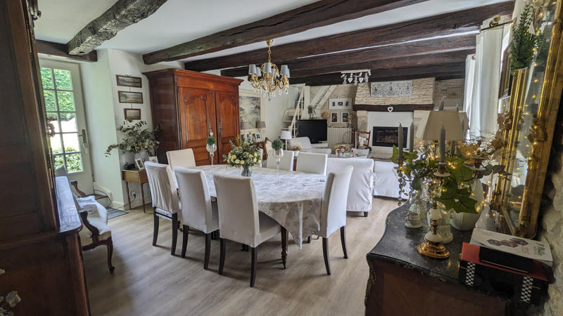 Maison - 150 m² - 4 pièces