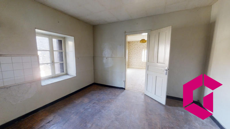 Maison - 200 m² - 7 pièces