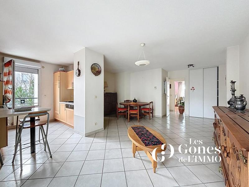 Appartement - 81 m² - 4 pièces