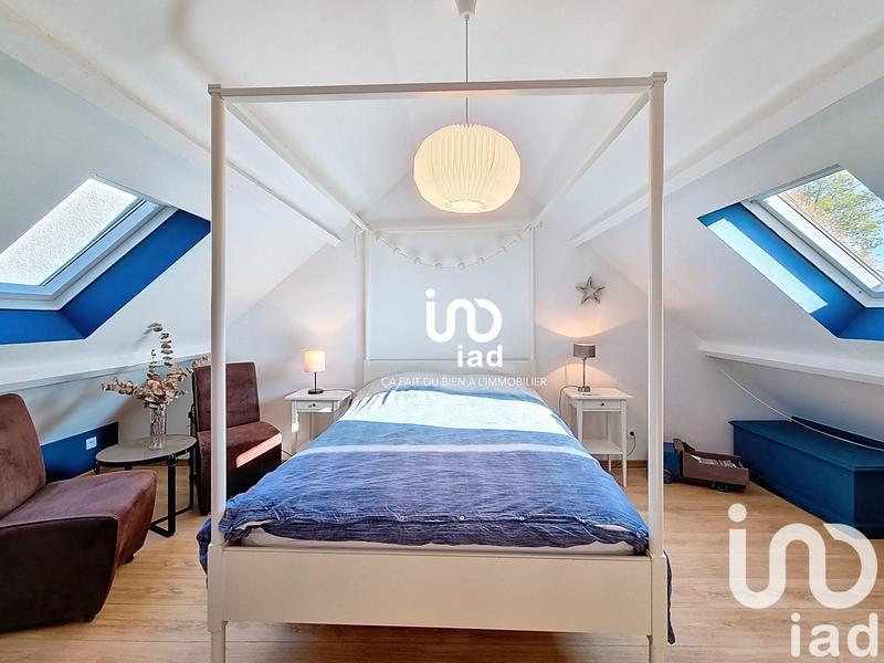 Maison - 217 m² - 9 pièces