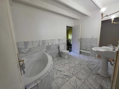 Maison de village - 229 m² - 7 pièces