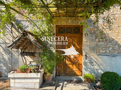 Maison - 260 m² - 9 pièces