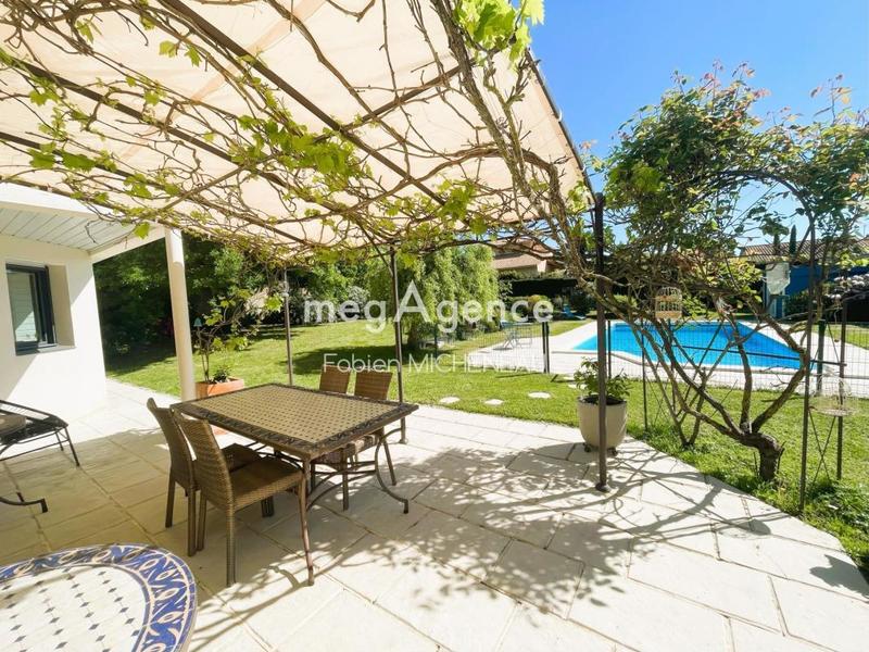 Maison - 149 m² - 8 pièces