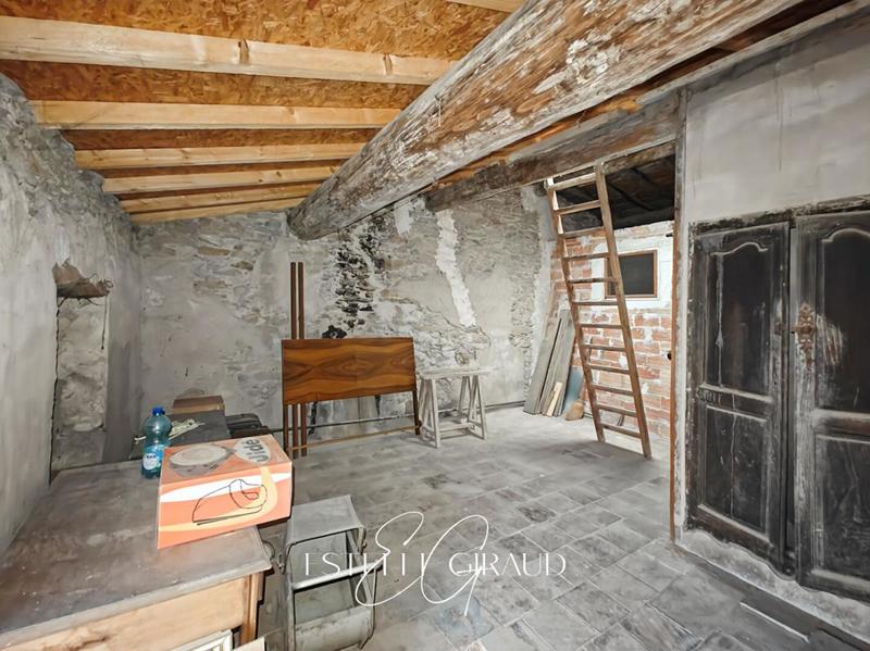 Maison - 115 m² - 4 pièces