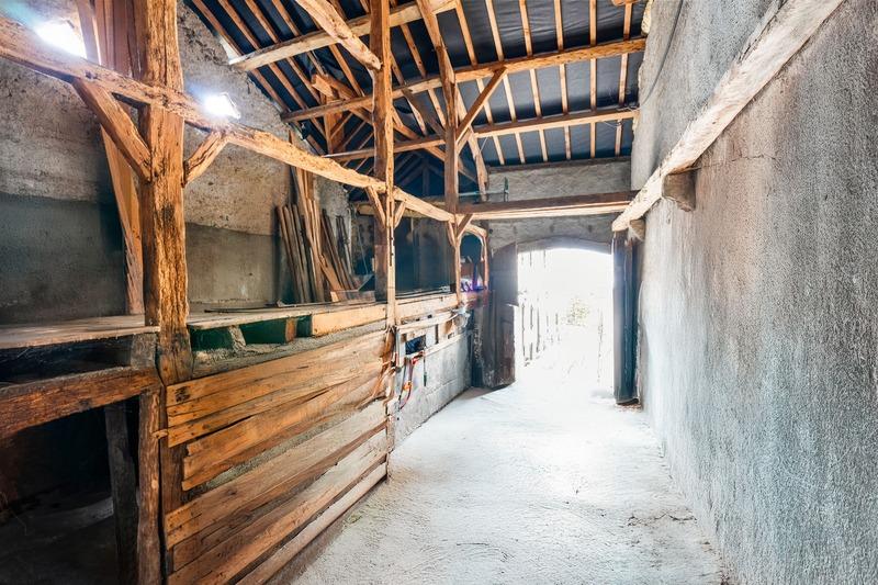 Corps de ferme - 324 m² - 8 pièces