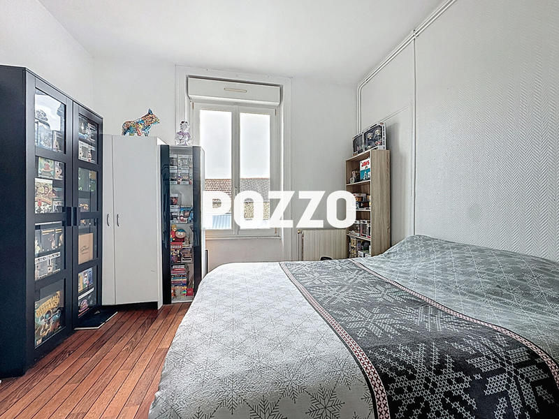 Local commercial - 155 m² - 7 pièces